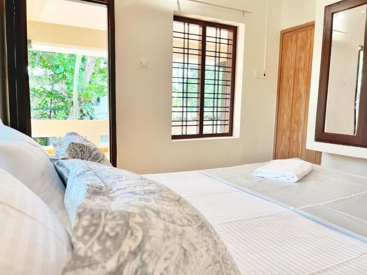 Bava Beach Resort & Retreat Center Varkala Eksteriør billede