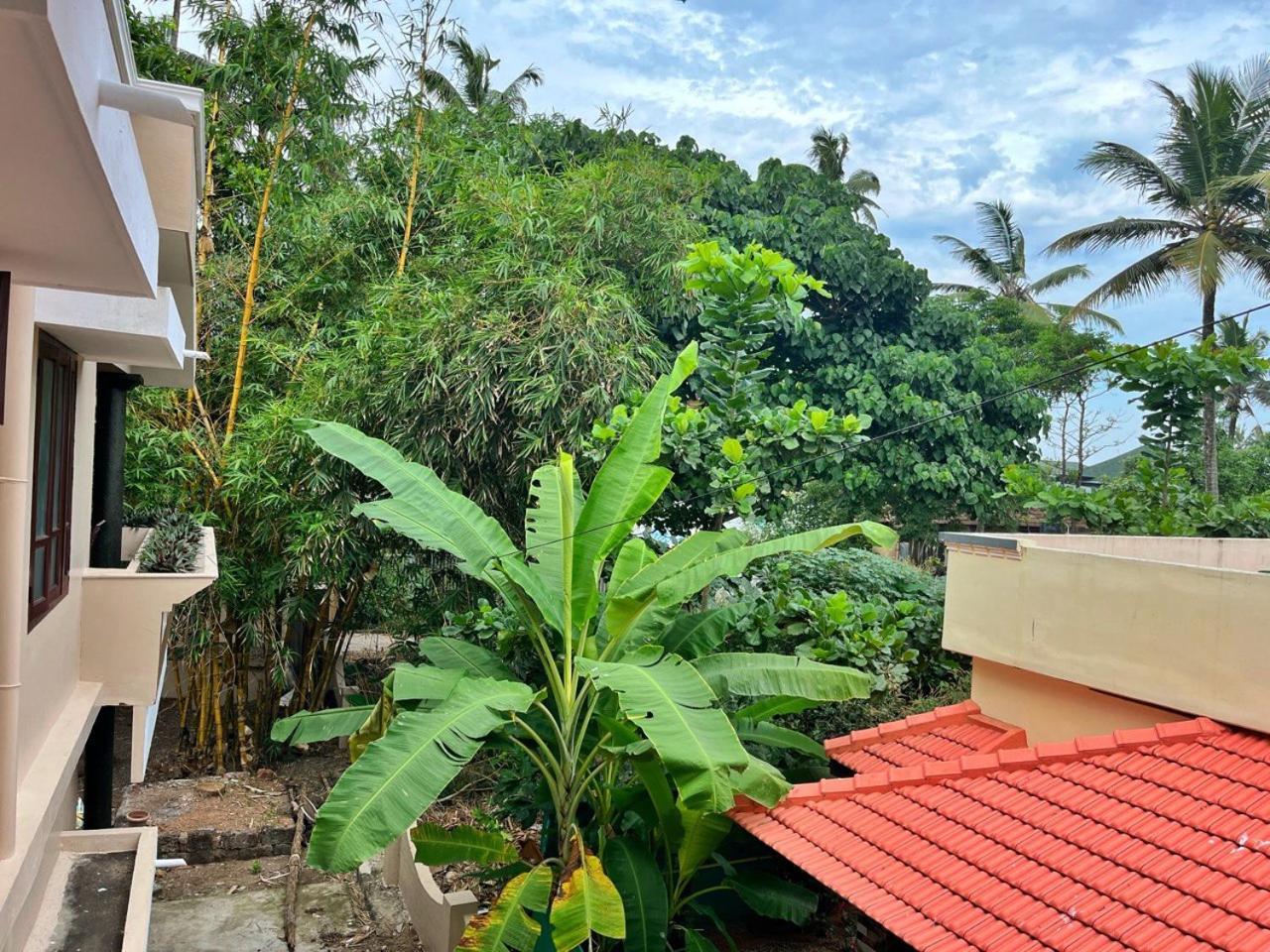 Bava Beach Resort & Retreat Center Varkala Eksteriør billede