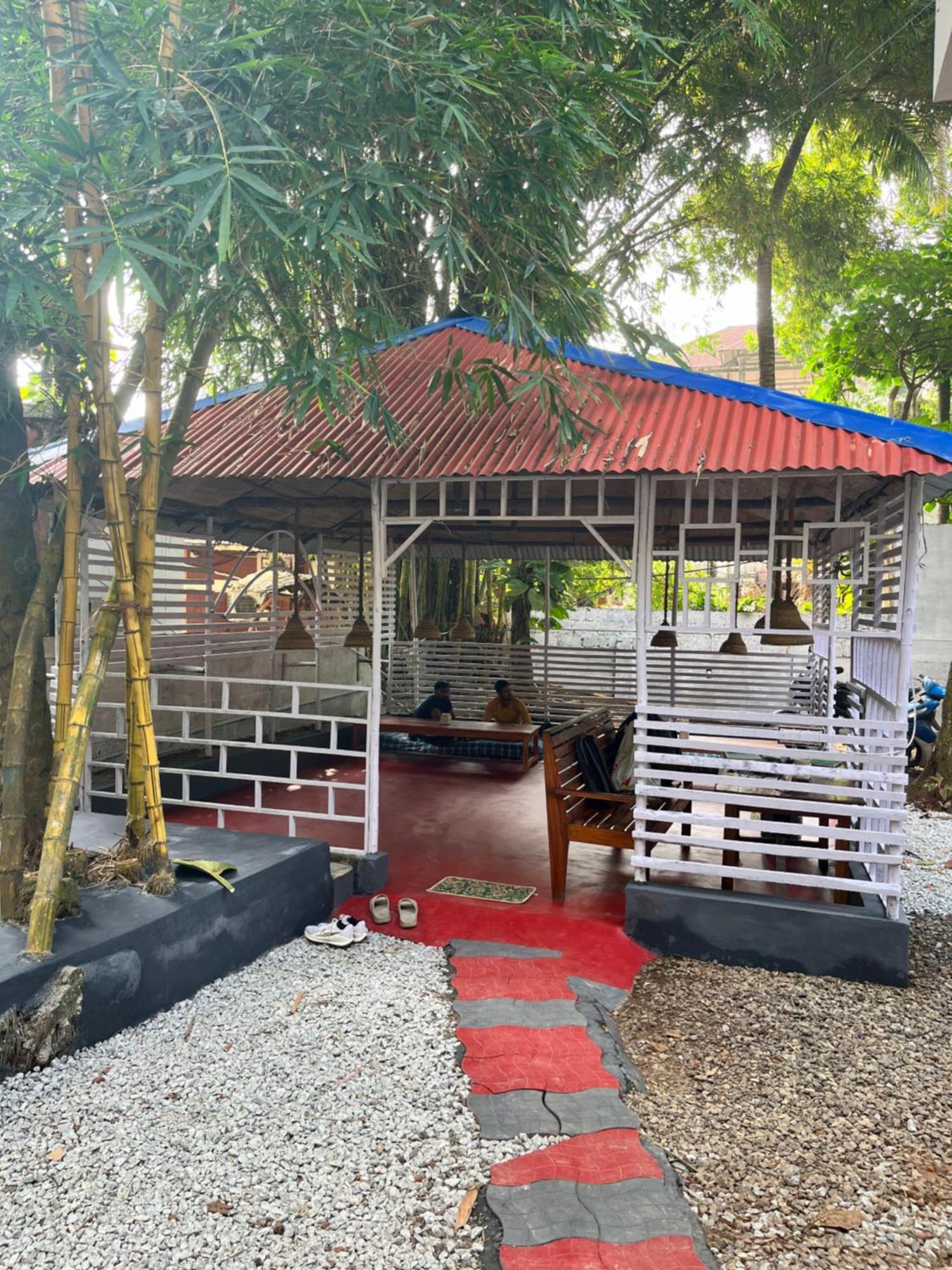 Bava Beach Resort & Retreat Center Varkala Eksteriør billede