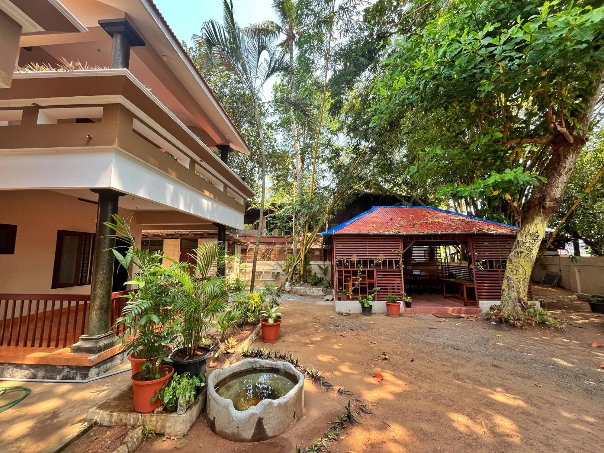 Bava Beach Resort & Retreat Center Varkala Eksteriør billede